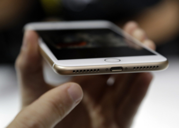 Apple'ın Qualcomm ile Olan Davası iPhone 8'i Etkileyebilir