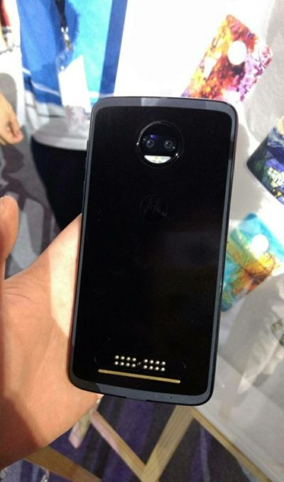Motorola Moto Z2 Force, Tanıtılmasına 1 Gün Kala Görsel Sızdırdı