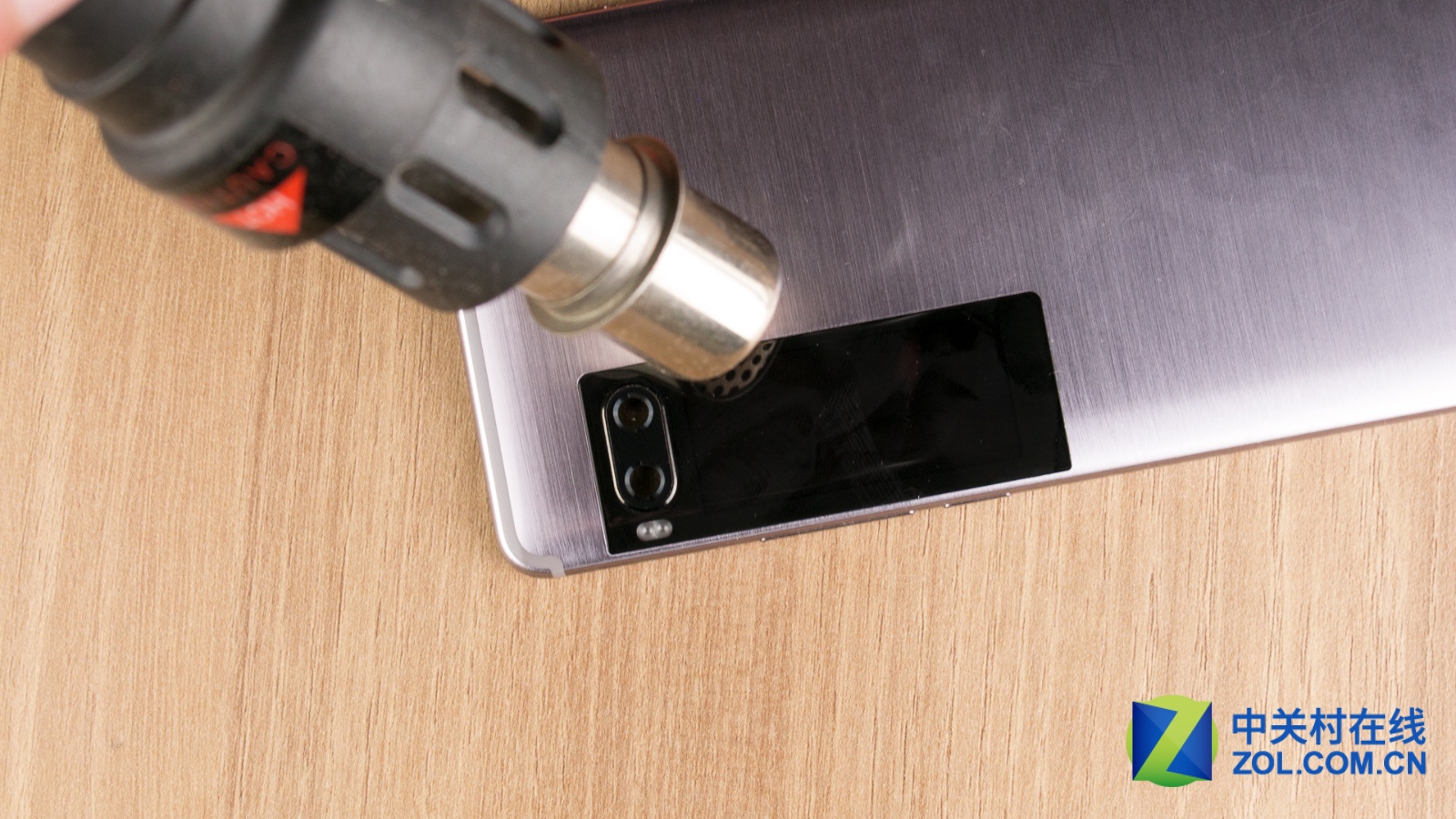 Meizu Pro 7 Plus Parçalara Ayrıldı