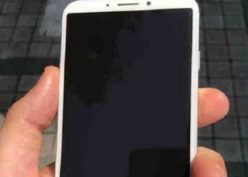 Vivo'nun Yeni Amiral Gemisi Modelinin Fotoğrafı İnternete Sızdı