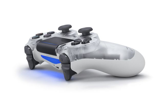 Sony, Bu Ay PlayStation 4 İçin 3 Yeni Şeffaf Kontrolcü Çıkarıyor