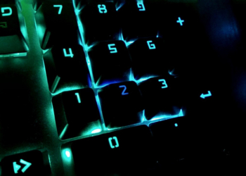 MantisTek GK2 Mekanik Klavyede Keylogger Bulunuyor!