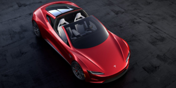 Tesla'nın Efsanevi Spor Aracı Roadster Yenilendi!