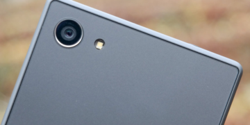 Sony'den Yeni Mini Telefon: ZG Compact