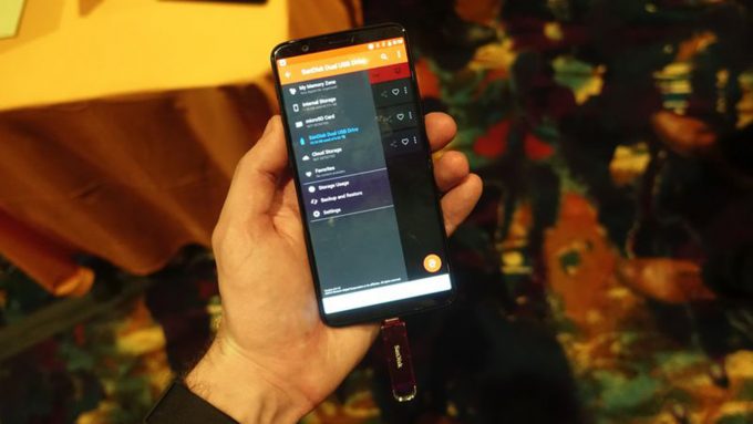 SanDisk'den Dünyanın En Küçük 1 TB Boyutundaki Bellek!