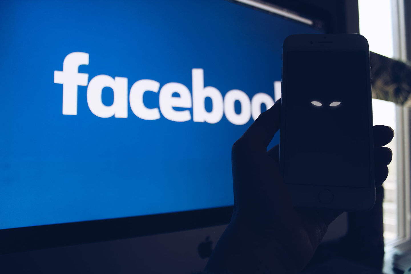 Facebook 1,5 milyardan fazla sahte hesabı kapattı!