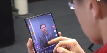 Xiaomi Mix Flex videoda göründü!