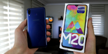 Samsung Galaxy M20 kutu açılışı | 5.000 mAh bataryalı telefon!