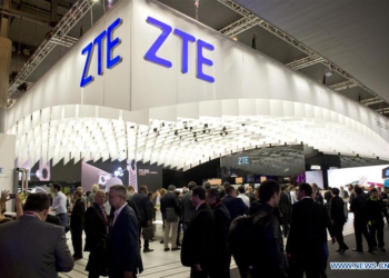 ZTE kızaklı telefonunun patentini aldı