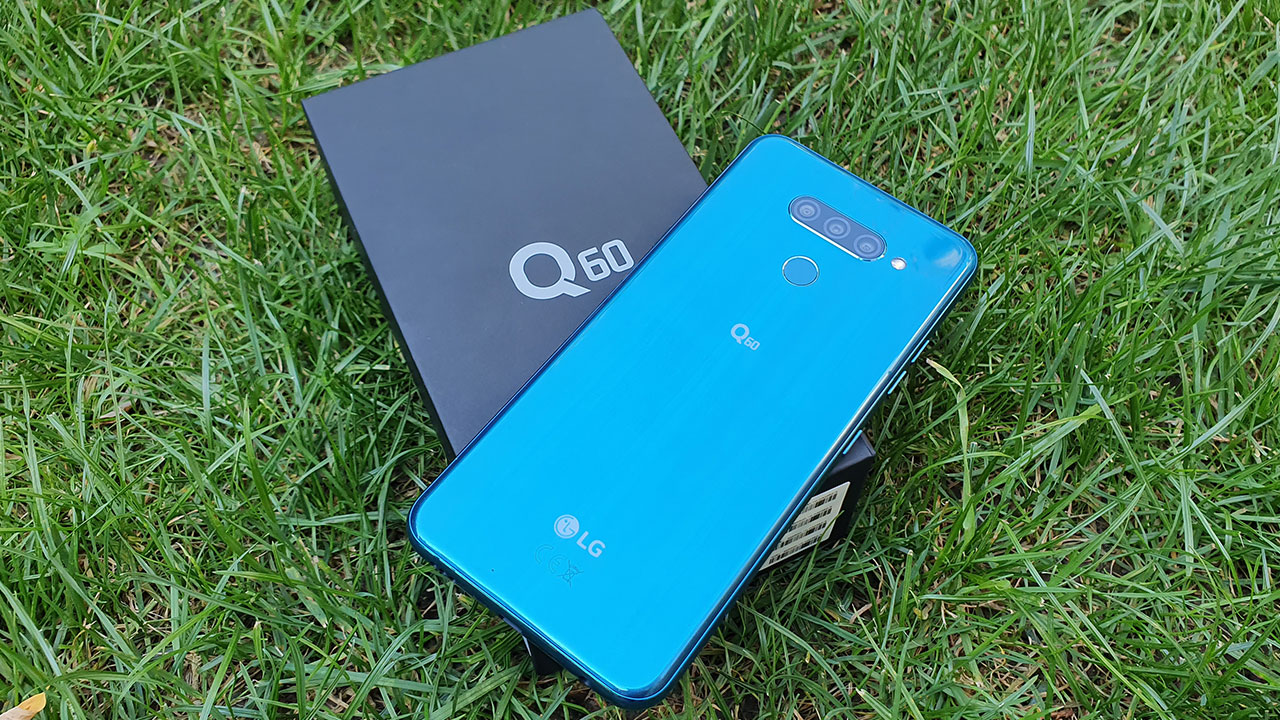 LG Q60 kutu açılışı | 3 kamerasıyla neler sunuyor?