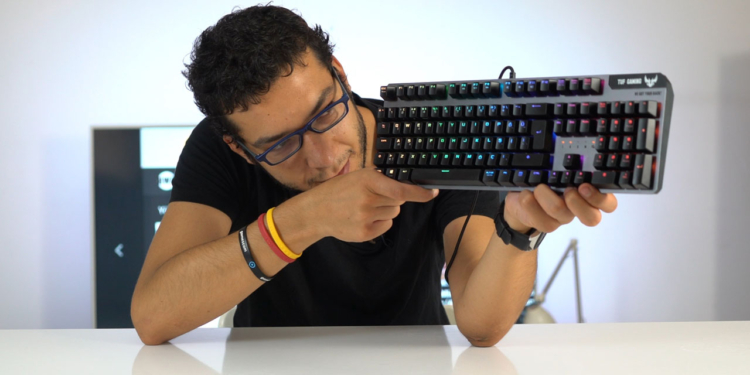 TUF Gaming K7 oyuncu klavyesi | Mekanik değil, optik mekanik!