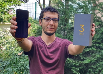 Realme 3 Pro kutu açılışı - Merakla beklenen telefon ofiste!