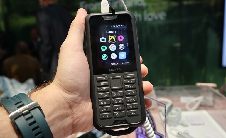 Nokia 3310’dan daha sağlam: Nokia Tough 800 (VIDEO)