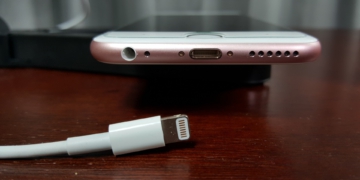 Apple, Lightning bağlantısını bırakmamakta kararlı!