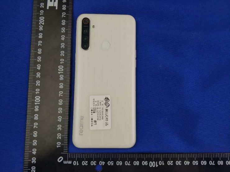 Realmi 6i