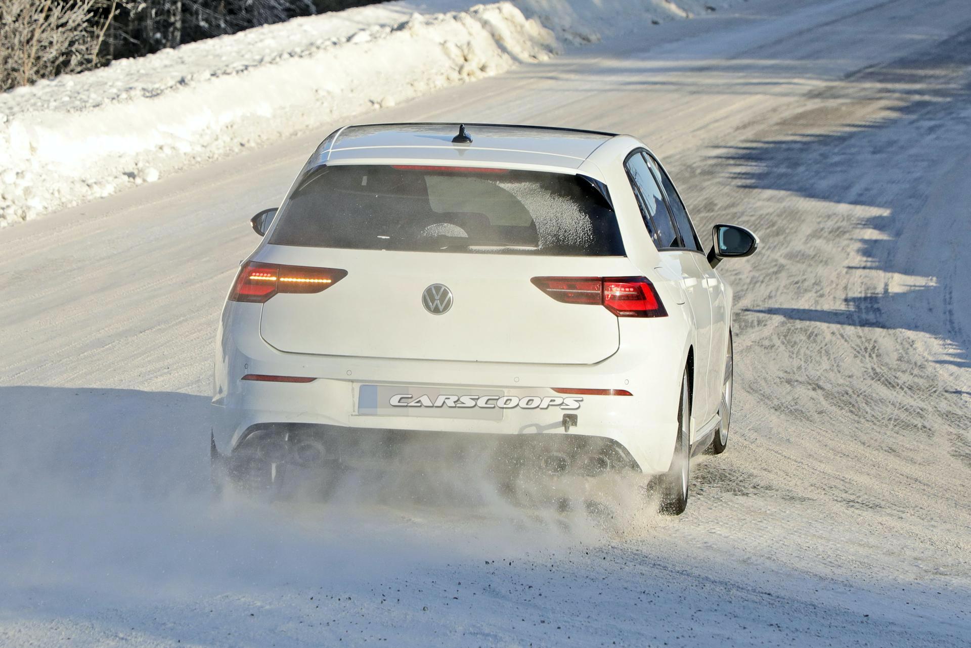 2021 VW Golf R elektrik modasına uymayacak!