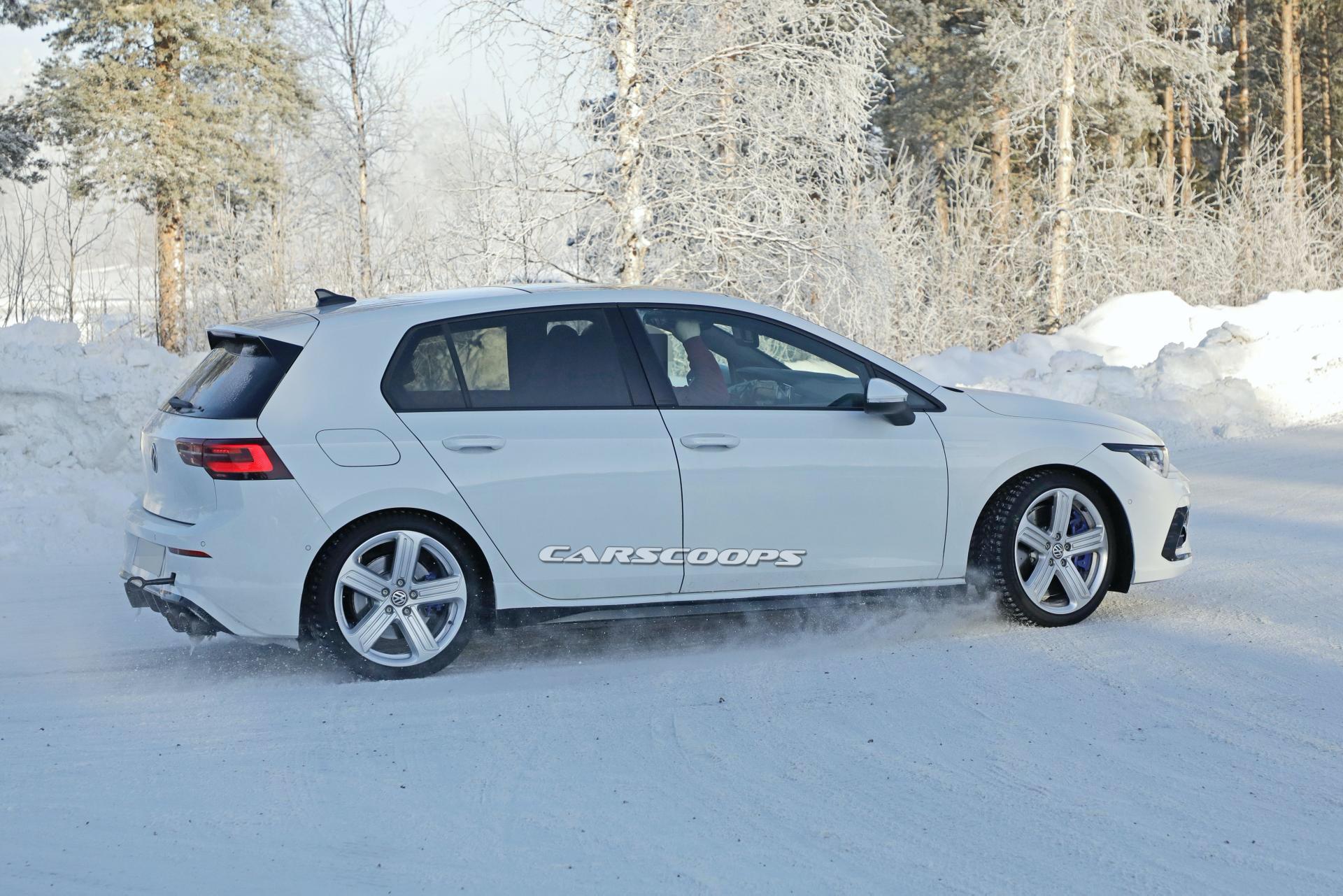 2021 VW Golf R elektrik modasına uymayacak!