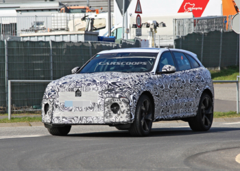 Jaguar F-Pace SVR, 2021 model yılı için makyajlanıyor!