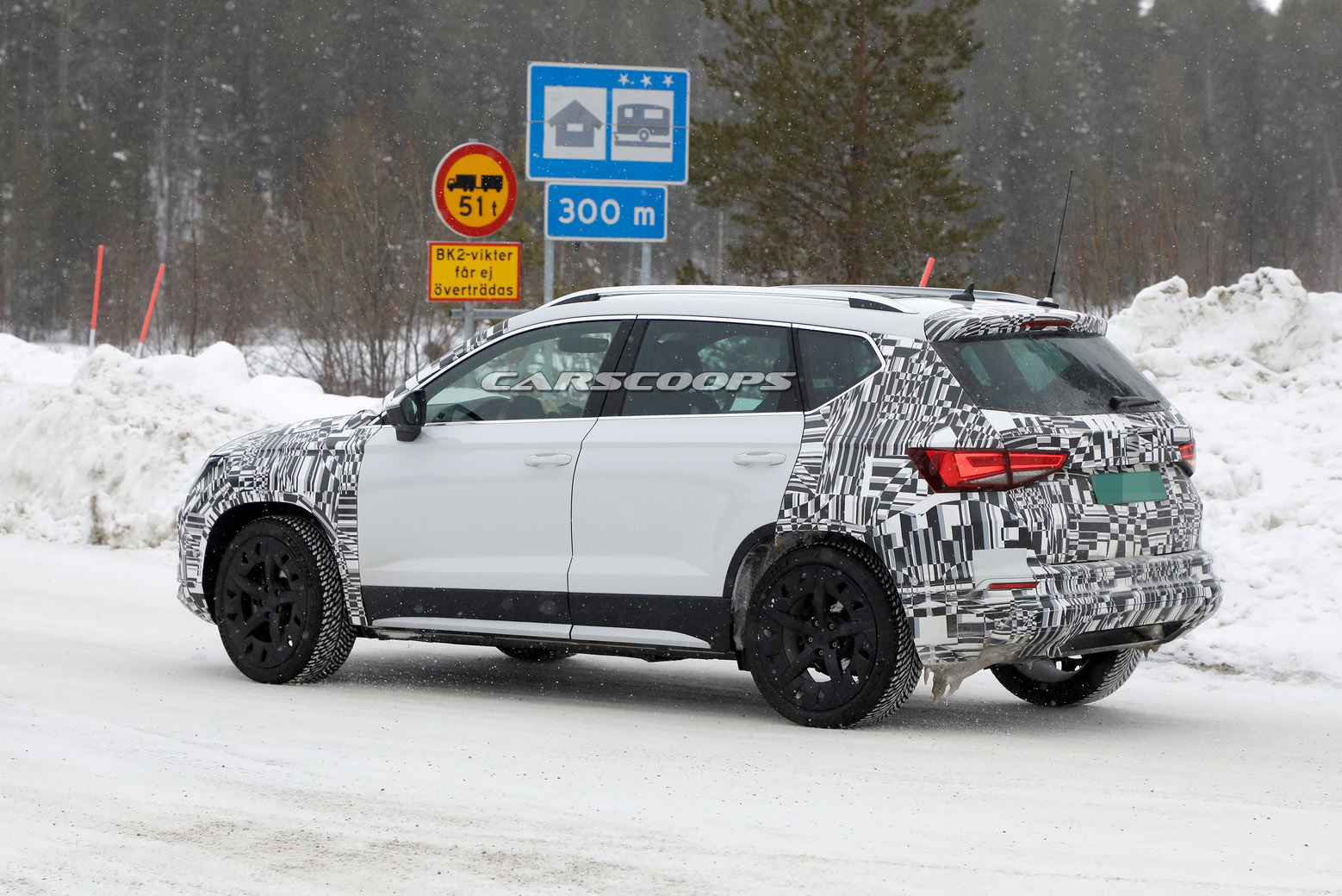 2021 Seat Ateca, kamuflajlı haliyle test edilirken görüntülendi