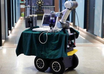 Robot COVID-19