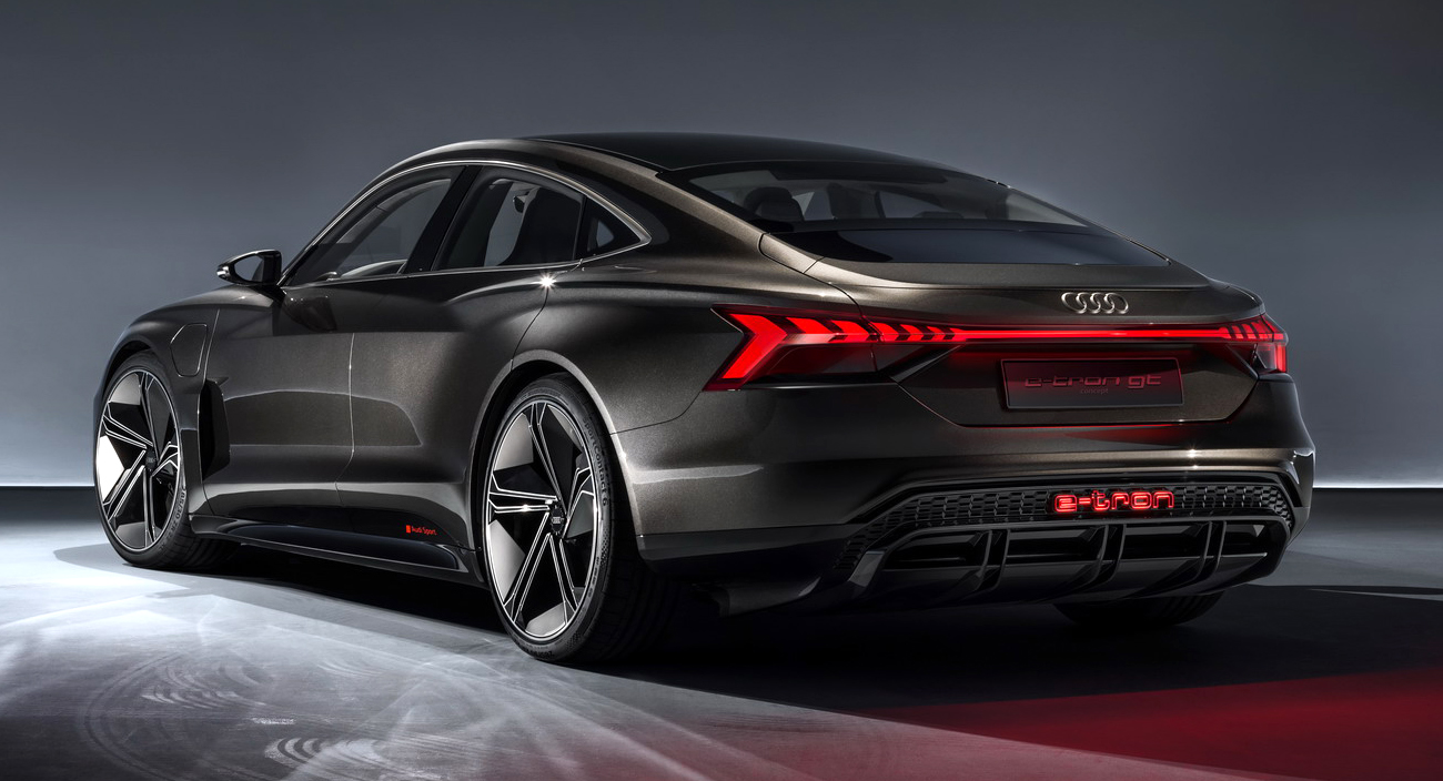 Elektrikli Audi E-Tron GT, konseptindeki tasarımını koruyabilir!