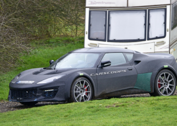 2021 Lotus Esprit, Evora kabuğu altında test edilirken görüntülendi!