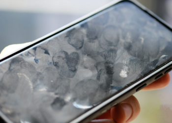 Telefon temizliği