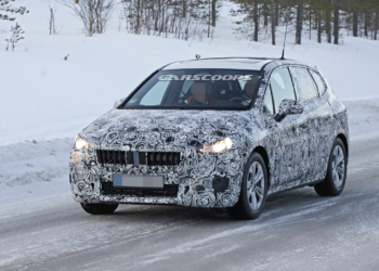 2021 BMW 2 Serisi Active Tourer, kamuflajlı olarak yakalandı!