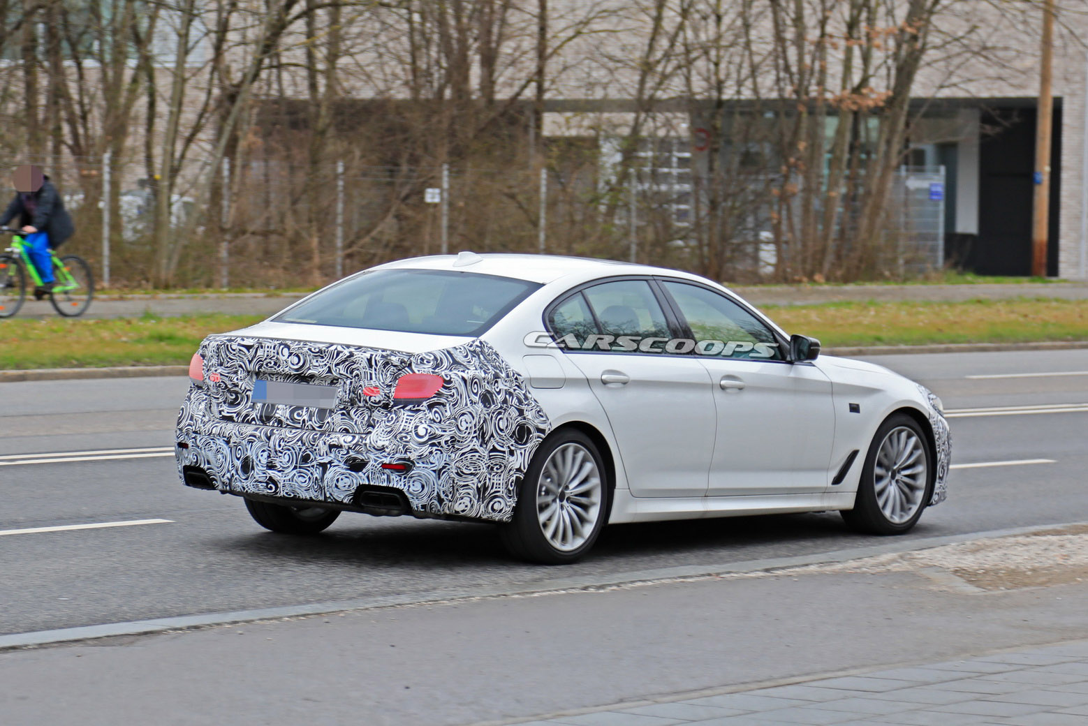 Makyajlı BMW 5-Serisi, dev böbrek modasına uymayacak!