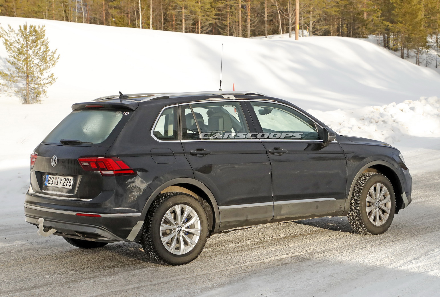 2021 VW Tiguan'ın hibrit GTE versiyonu test edilirken görüntülendi!