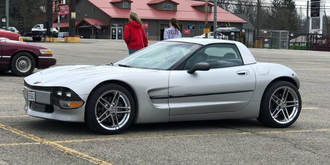 "Kırpılmış" Chevrolet Corvette C5 ile tanışın!