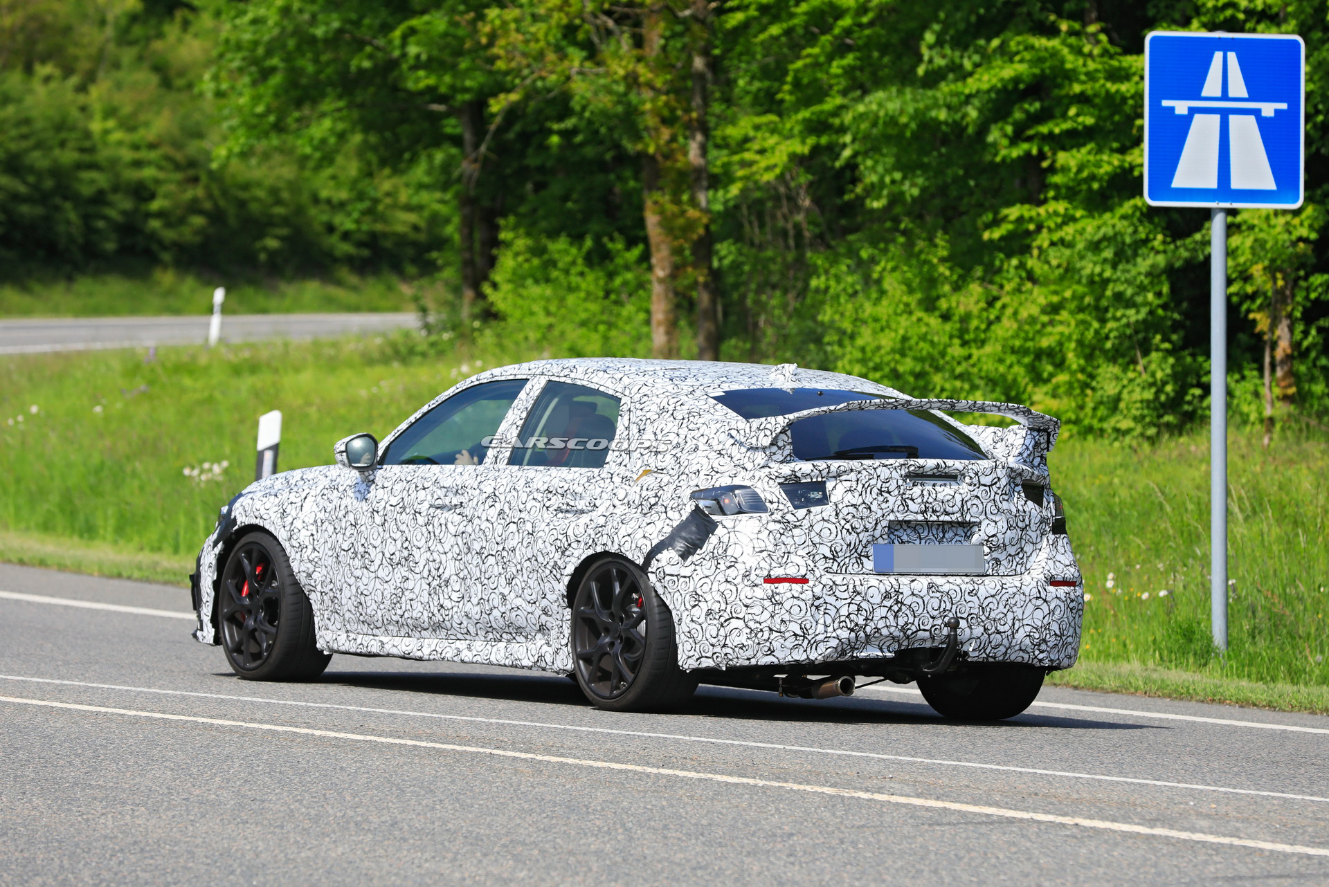 Yeni nesil 2022 Honda Civic Type-R, kamuflajlı olarak yakalandı!