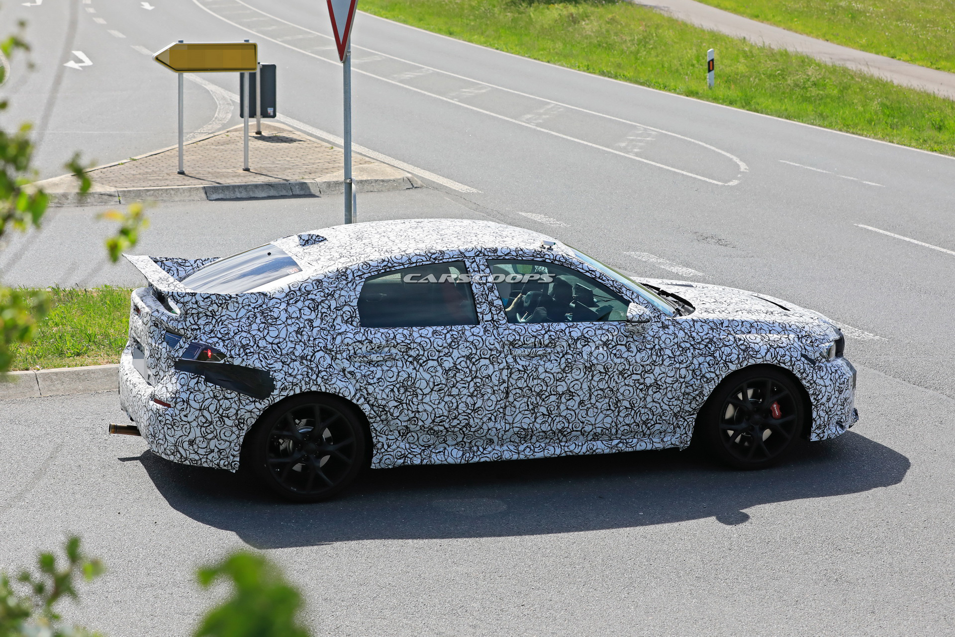 Yeni nesil 2022 Honda Civic Type-R, kamuflajlı olarak yakalandı!