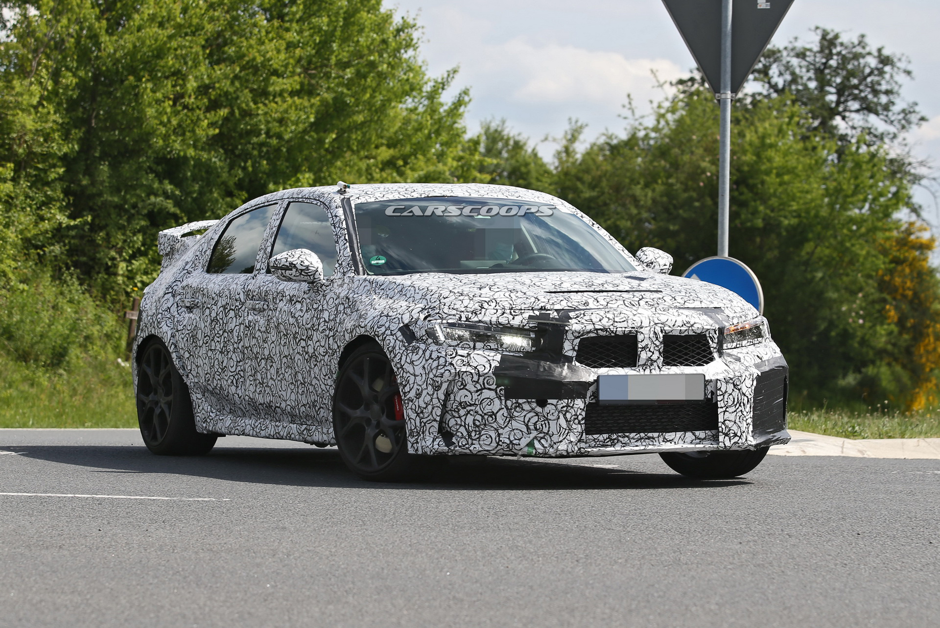Yeni nesil 2022 Honda Civic Type-R, kamuflajlı olarak yakalandı!