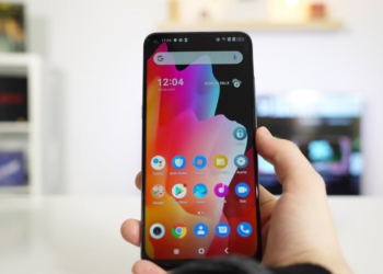 TCL 10L