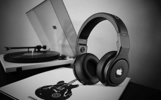 AirPods Stuido