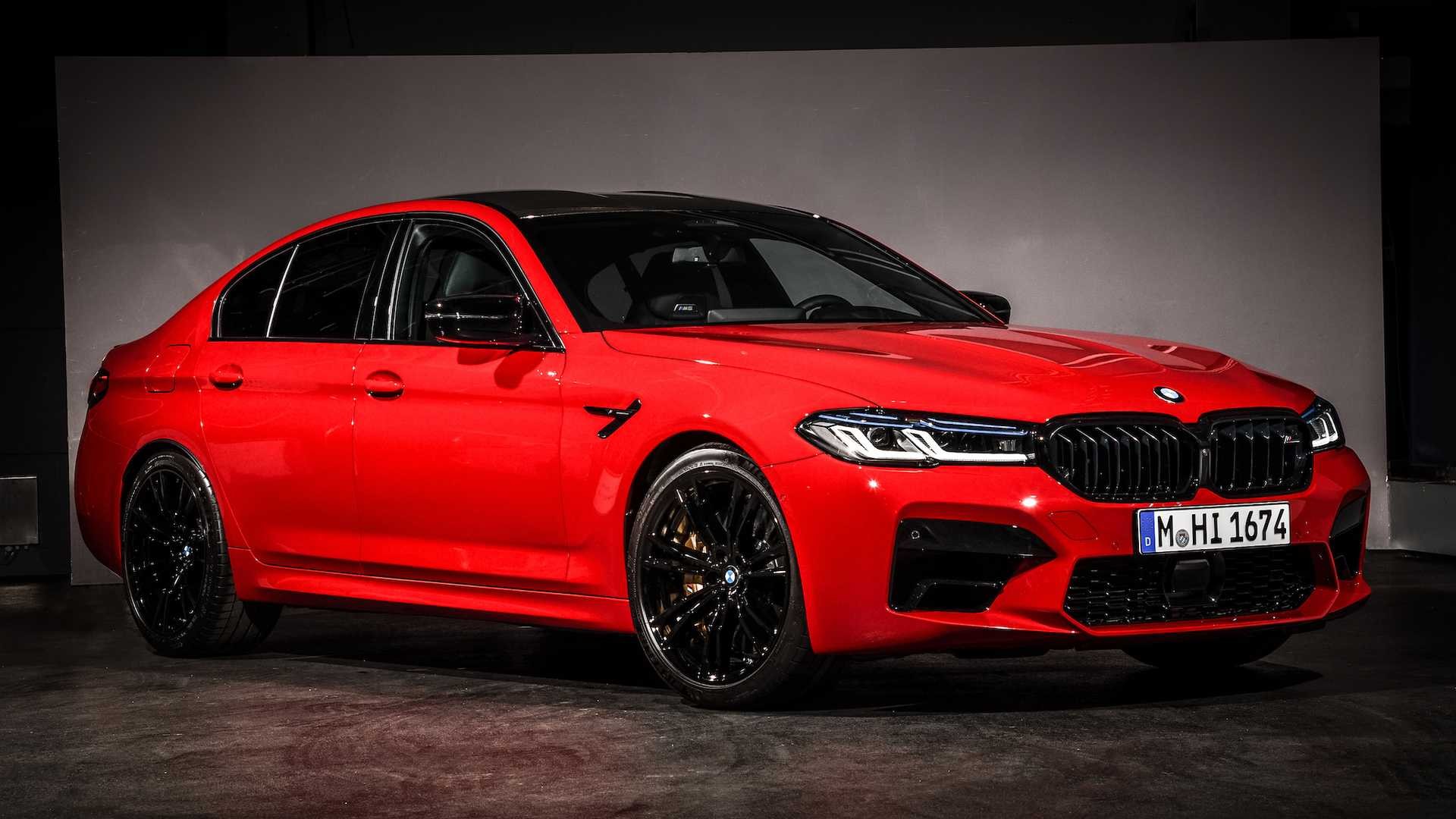 Makyajlı BMW M5 tanıtıldı!