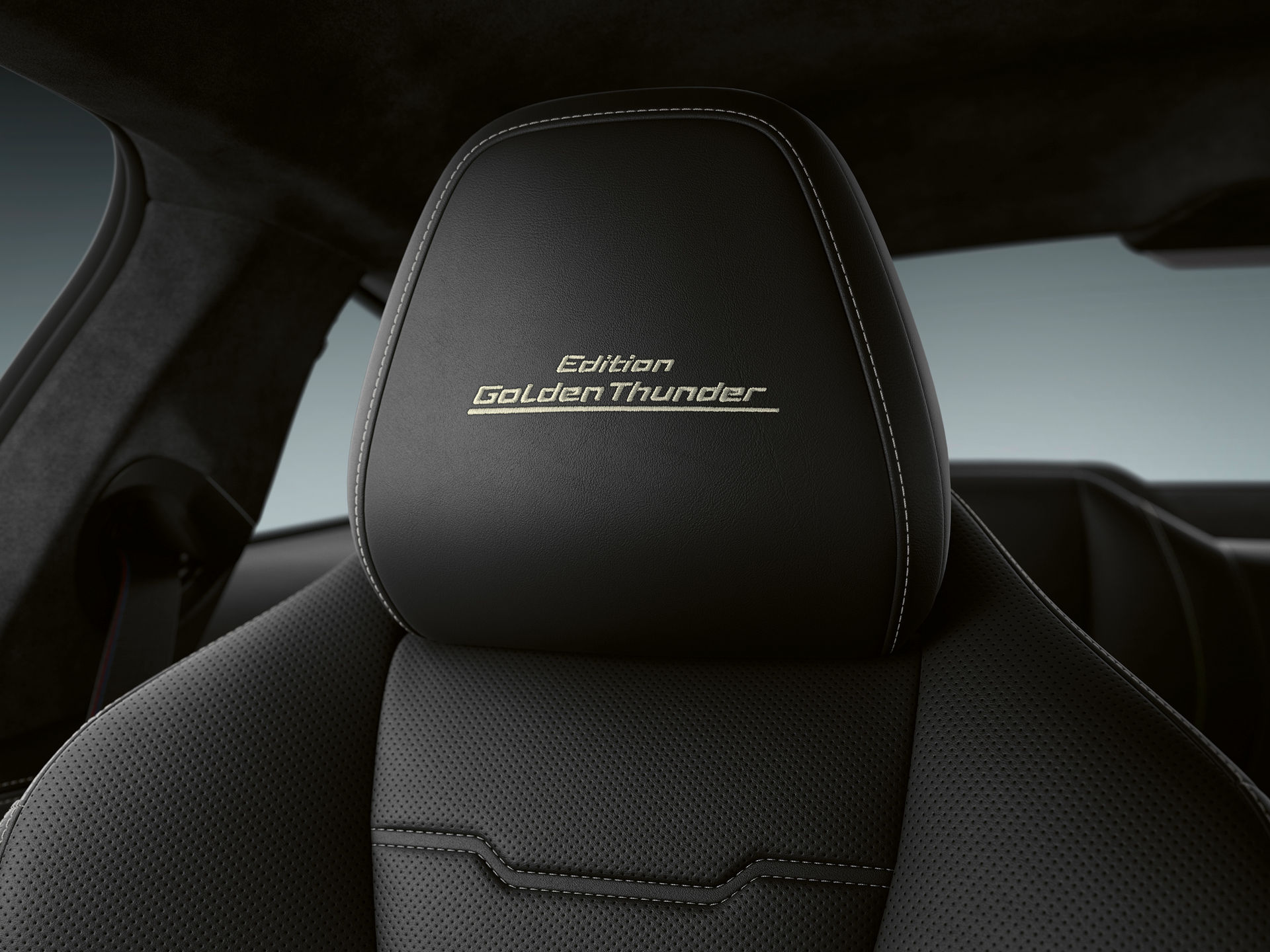 BMW 8 Serisi için Golden Thunder Edition paketi tanıtıldı!