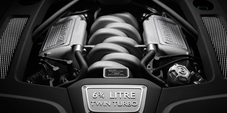 Bentley'in 61 yıldır kullanılan V8'i emekliye ayrılıyor!
