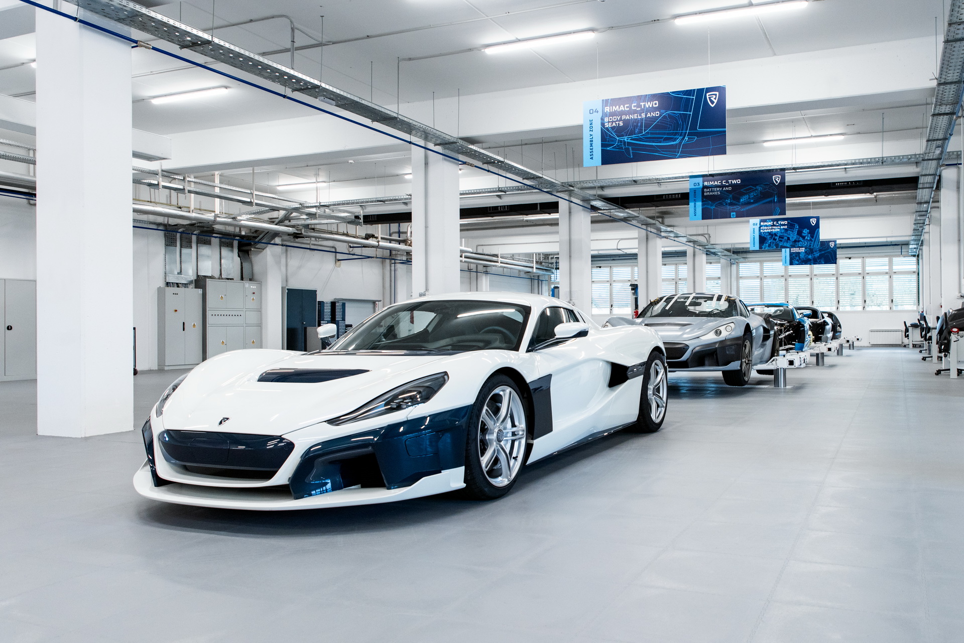 Rimac, elektrikli hiper arabası için üretim hattı kurdu!