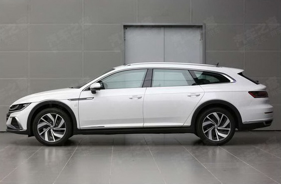 VW Arteon Shooting Brake, tanıtımdan önce ortaya çıktı!