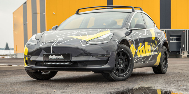Delta 4x4'ten off-road yapmalık Tesla Model 3'ler!
