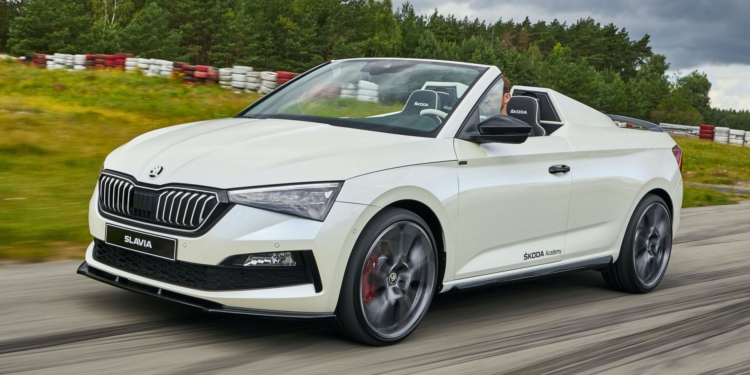 Skoda'nın çıraklarından: Skoda Slavia!