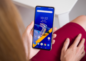 ASUS Zenfone 7