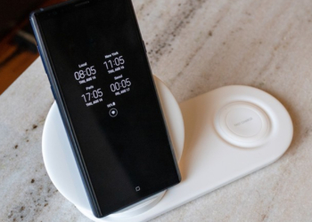 Samsung, 3'ü 1 arada kablosuz şarj ünitesi geliştiriyor