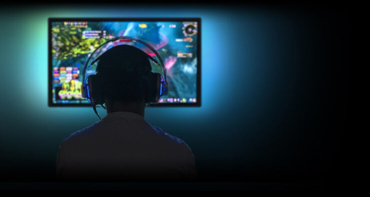 ROG Aura Terminal: RGB severler için ideal