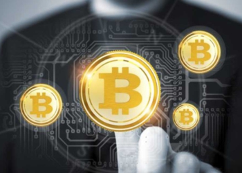 Bitcoin rekoruna rekor katıyor: 57.000 doları da geçti!