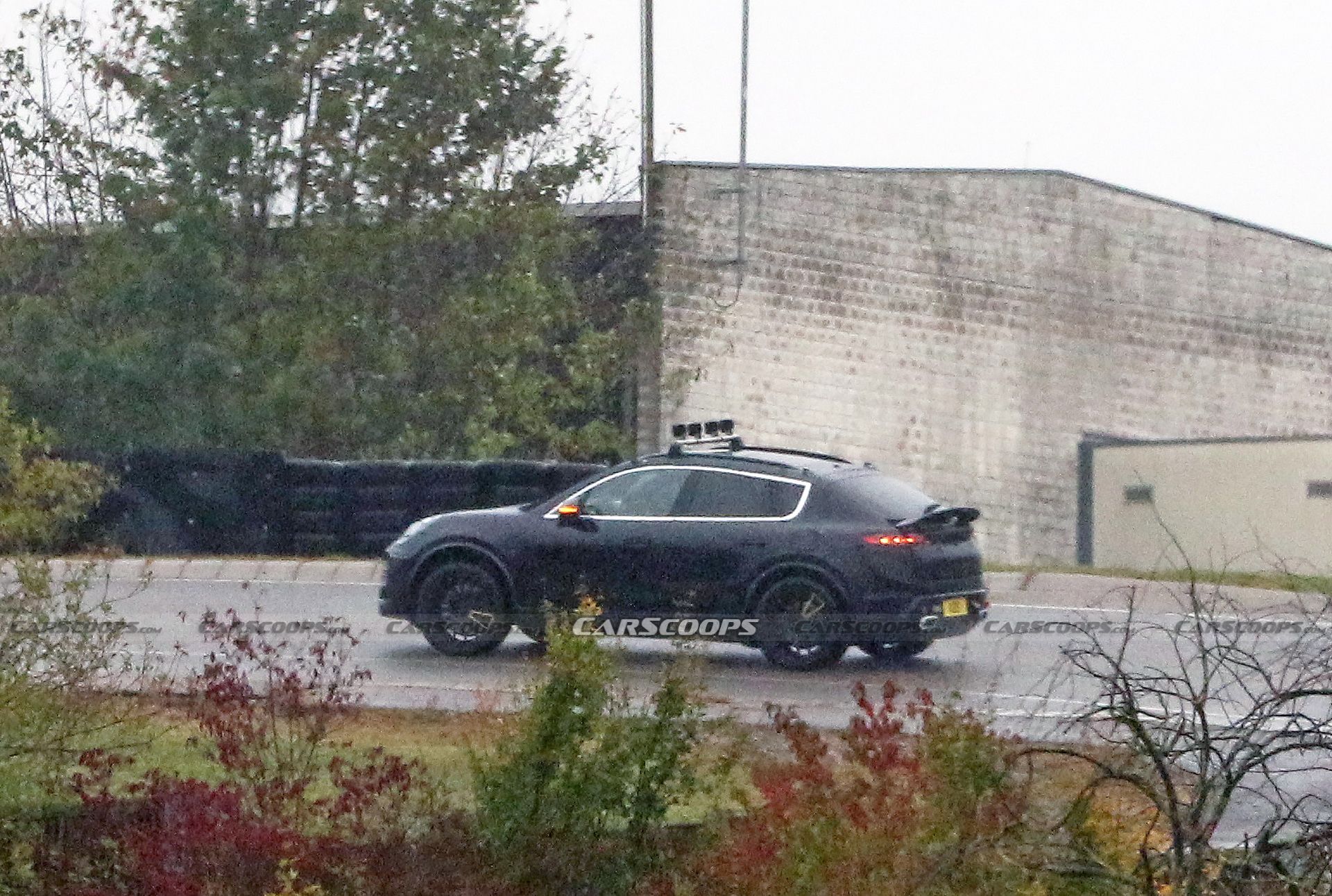 Elektrikli Porsche Macan Coupé, kamuflajlı olarak görüntülendi!