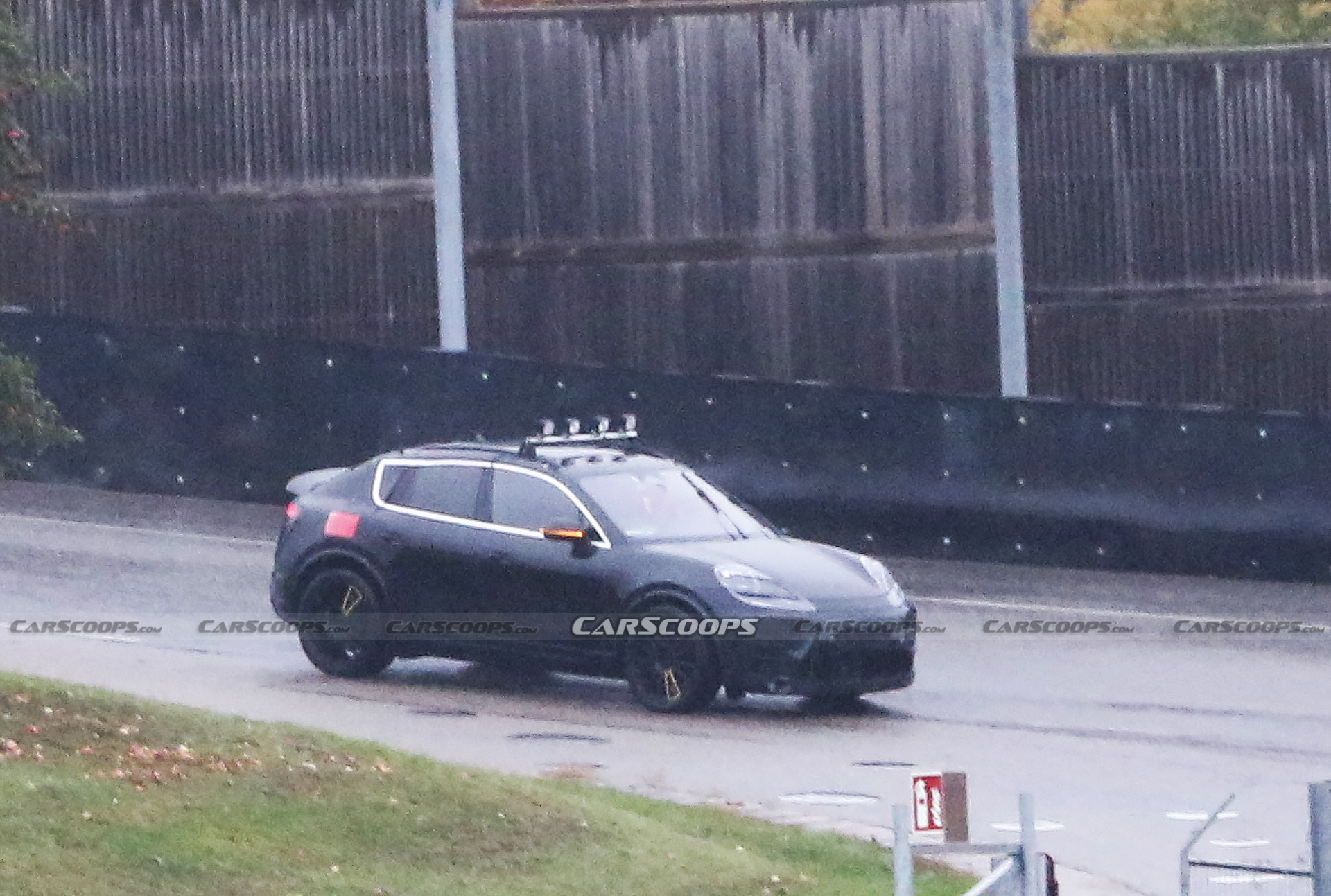 Elektrikli Porsche Macan Coupé, kamuflajlı olarak görüntülendi!