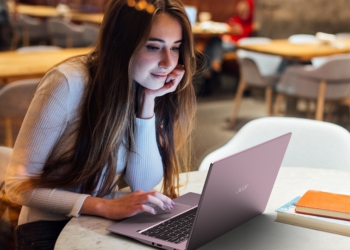 Acer, ultra ince modellerde ve oyuncu dizüstü bilgisayarlarında pazar payını artırıyor